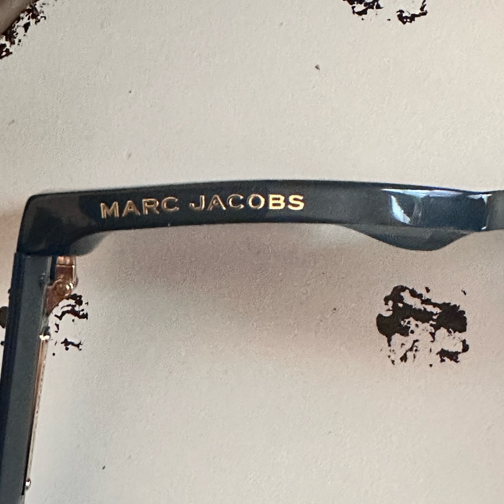 Marc Jacobs Blue Square Sunglasses - Picture 6 of 6